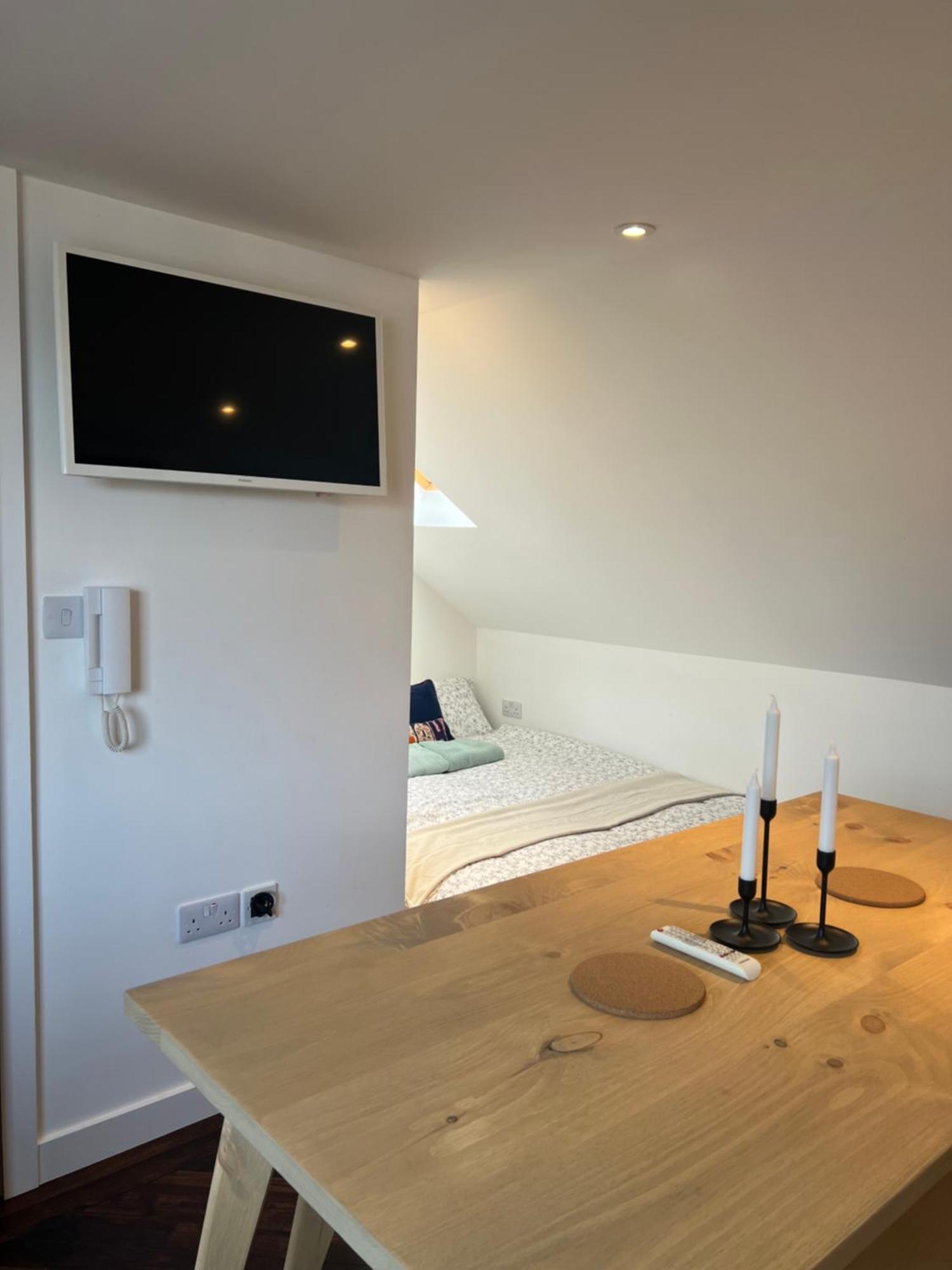 Spacious Battersea Rooms And Apartments London Bagian luar foto